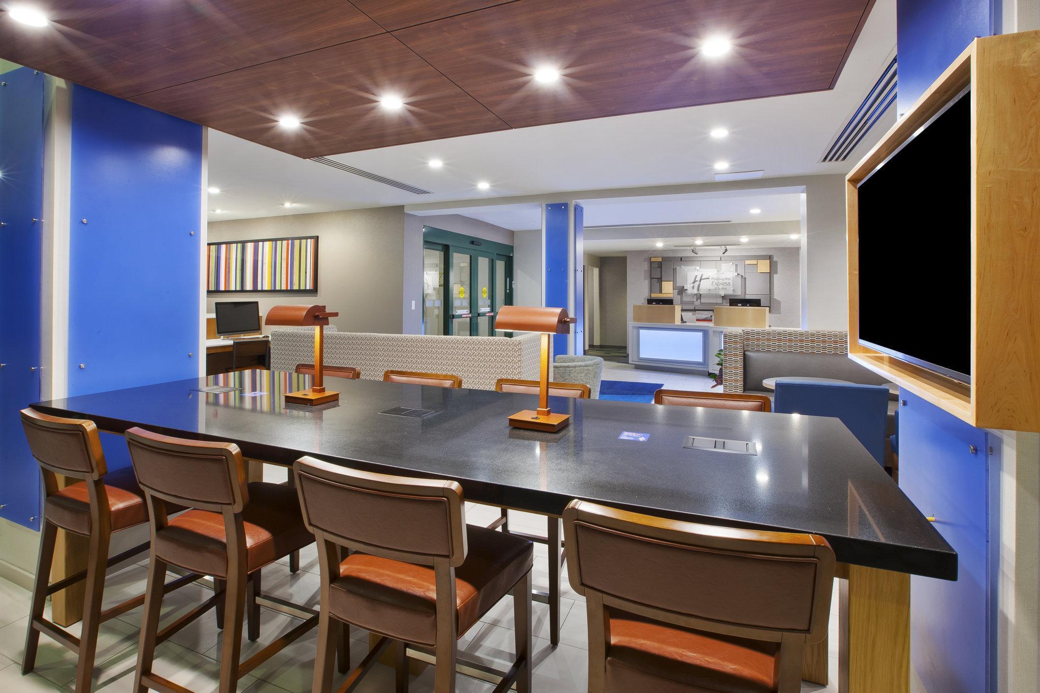 Express Rochester-victor By Ihg Hotel Victor