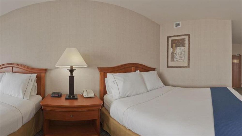 Express Rochester-victor By Ihg Victor